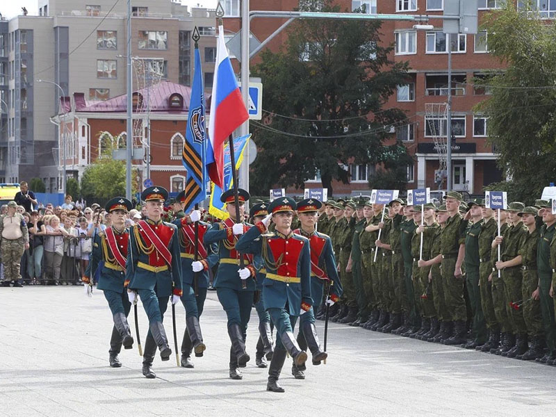 Кировские гвардейцы участвуют в окружных юнармейских военно-патриотических сборах ПФО.