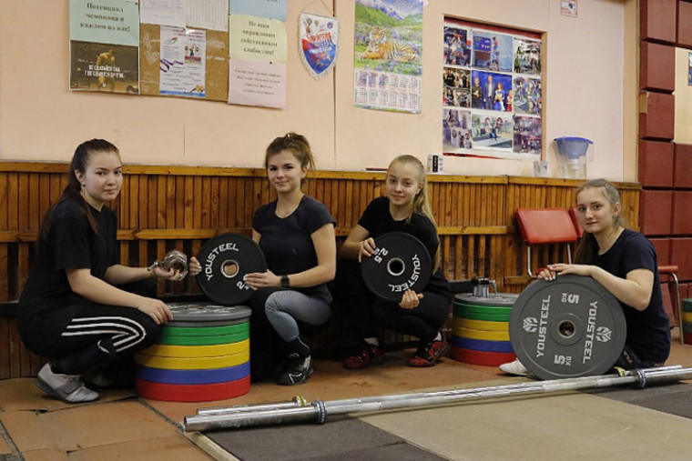 В спортшколы Кировской области поступает новое оборудование.