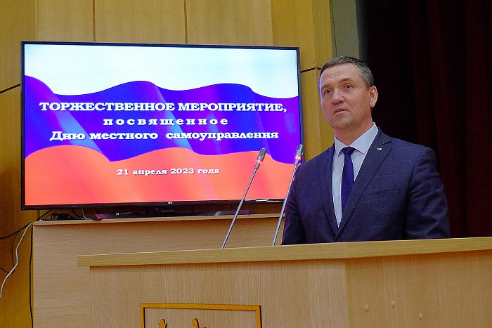 В Кировской области наградили лучших муниципальных служащих. В Кировской области наградили лучших муниципальных служащих.